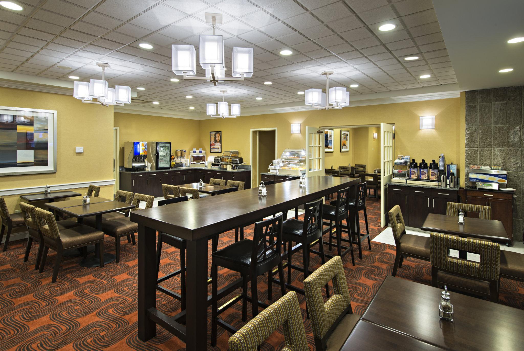 Holiday Inn Express & Suites Boston - Cambridge By Ihg Exterior foto
