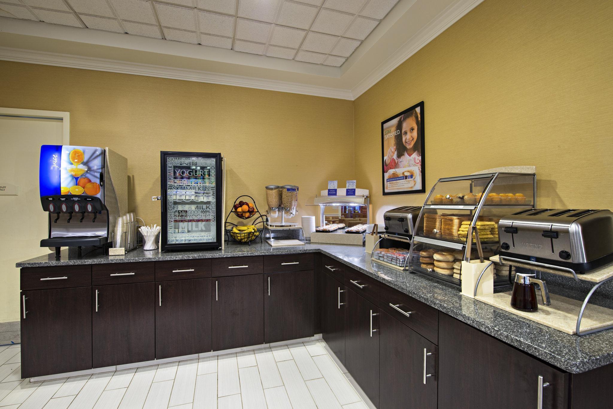 Holiday Inn Express & Suites Boston - Cambridge By Ihg Exterior foto